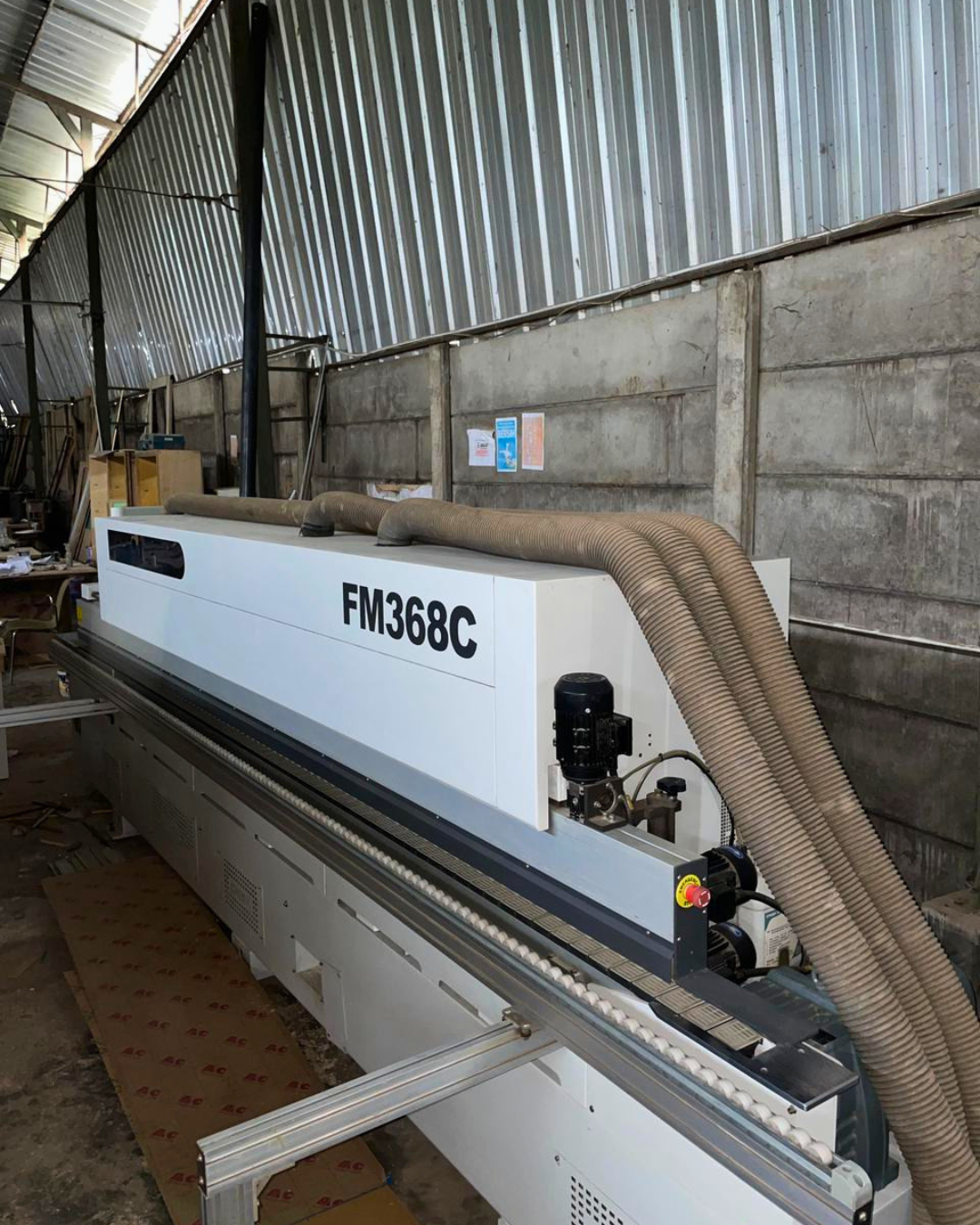 CNC Router Machine