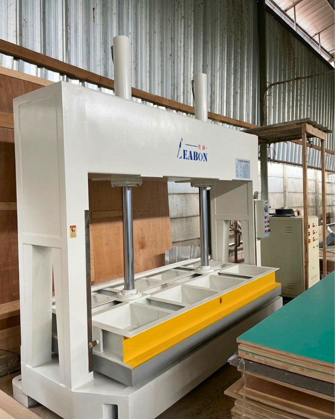 Automatic Edge Banding
